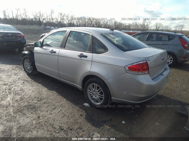 Photo 2 VIN: 1FAHP3FN0BW187345 - FORD FOCUS 