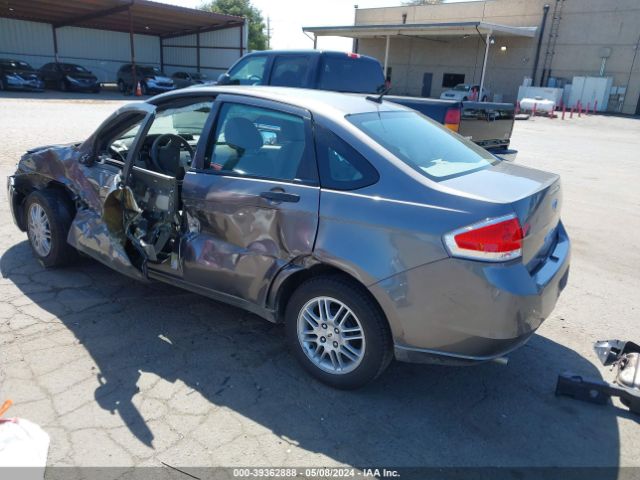 Photo 2 VIN: 1FAHP3FN1AW170889 - FORD FOCUS 