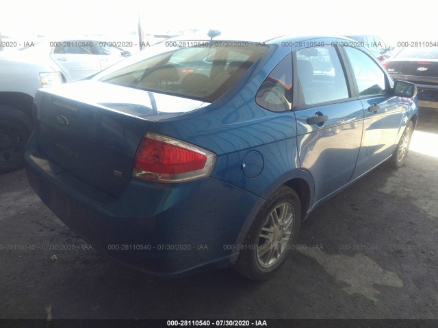 Photo 3 VIN: 1FAHP3FN1AW174215 - FORD FOCUS 