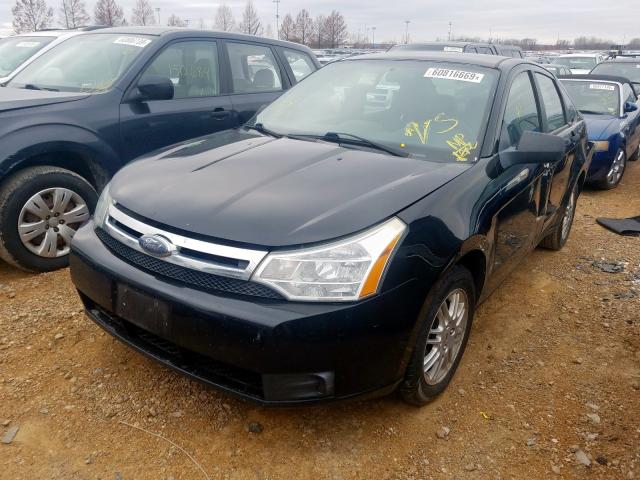 Photo 1 VIN: 1FAHP3FN1AW217063 - FORD FOCUS SE 