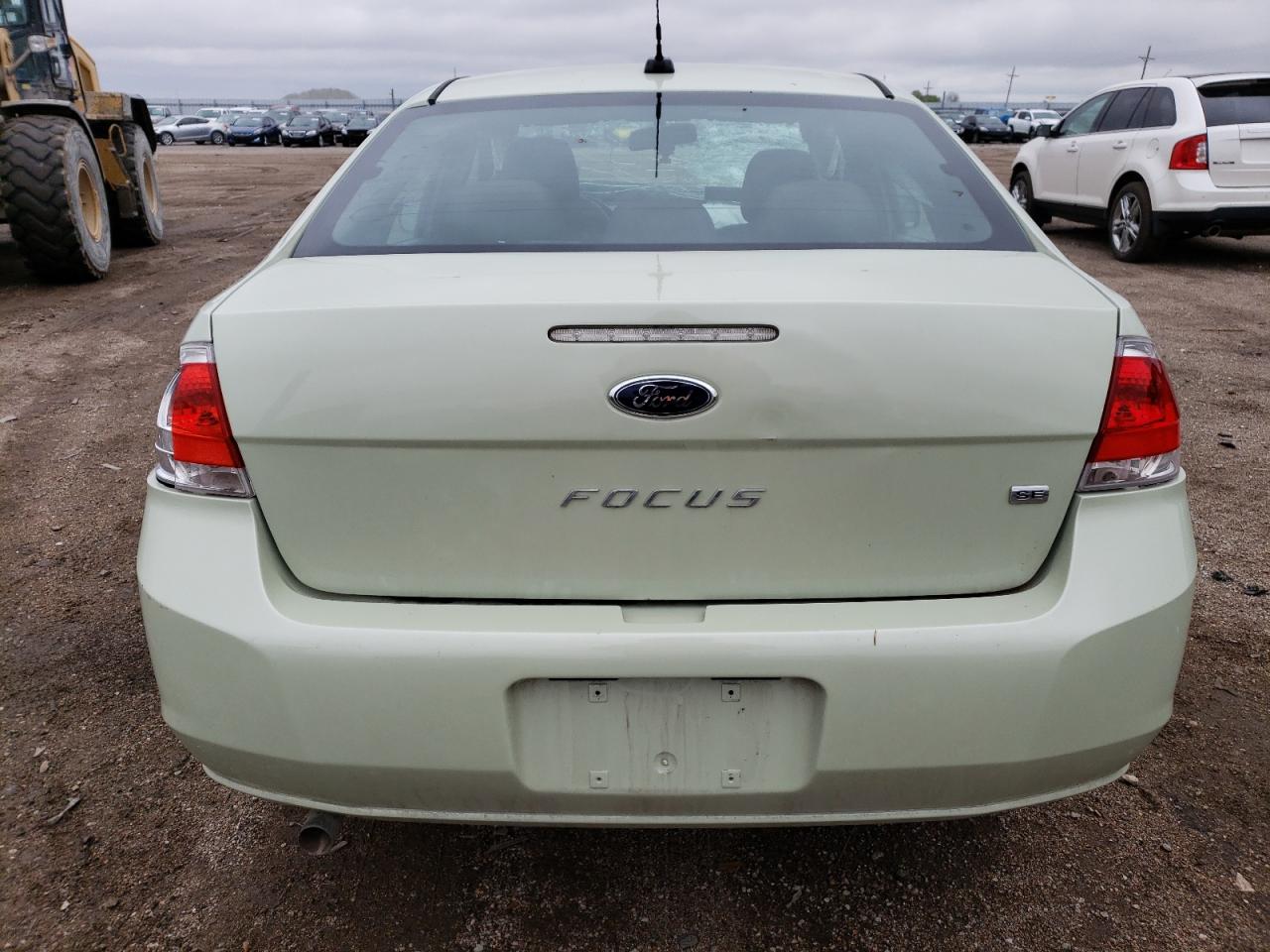 Photo 5 VIN: 1FAHP3FN1AW220383 - FORD FOCUS 