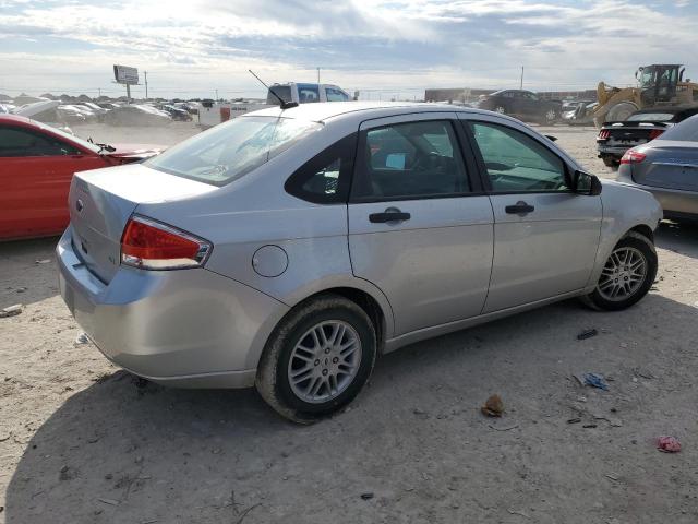 Photo 2 VIN: 1FAHP3FN1AW225082 - FORD FOCUS SE 