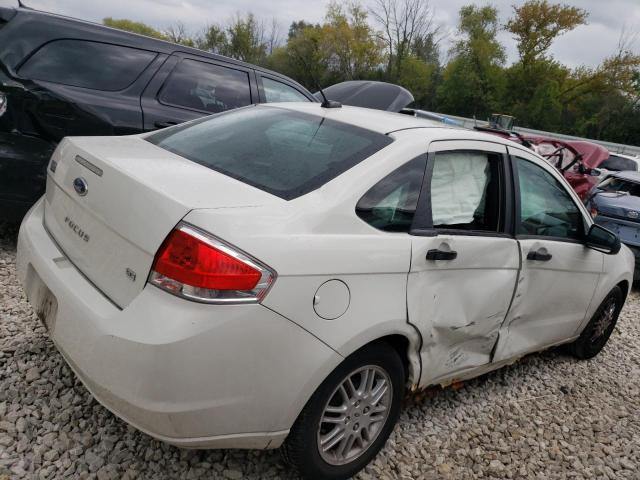 Photo 2 VIN: 1FAHP3FN1AW231058 - FORD FOCUS SE 