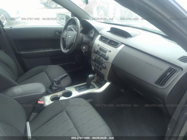 Photo 4 VIN: 1FAHP3FN1AW245932 - FORD FOCUS 