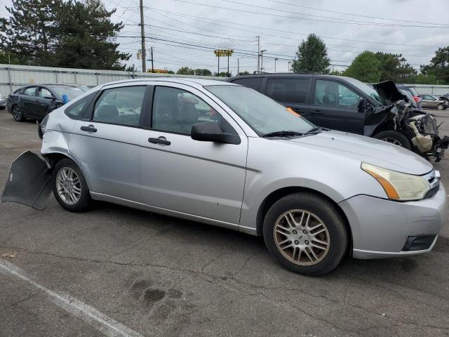 Photo 3 VIN: 1FAHP3FN1AW253125 - FORD FOCUS SE 