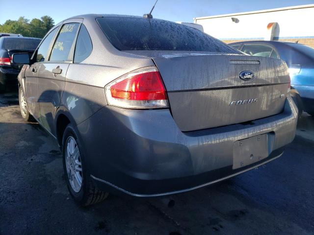 Photo 2 VIN: 1FAHP3FN1AW272628 - FORD FOCUS SE 