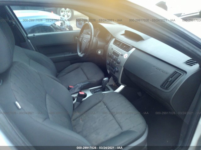 Photo 4 VIN: 1FAHP3FN1AW279143 - FORD FOCUS 