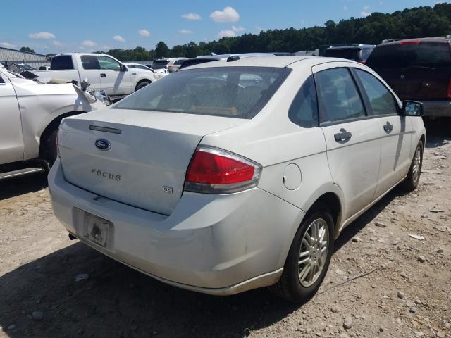 Photo 3 VIN: 1FAHP3FN1BW105087 - FORD FOCUS 