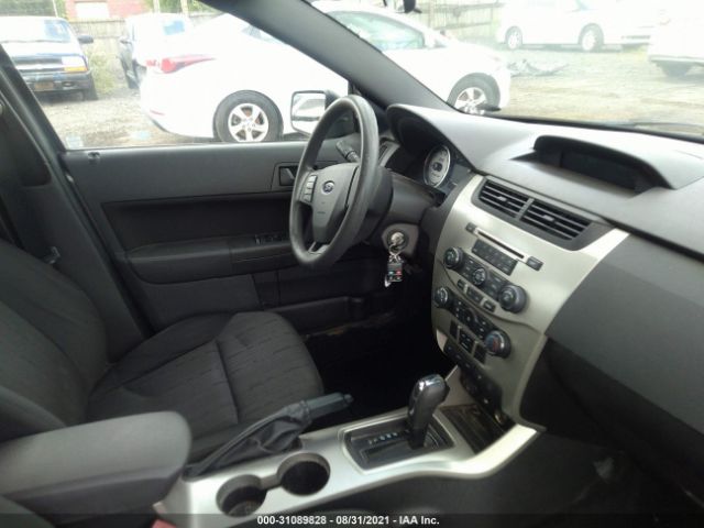 Photo 4 VIN: 1FAHP3FN1BW116896 - FORD FOCUS 