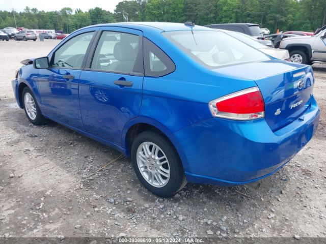 Photo 2 VIN: 1FAHP3FN1BW132760 - FORD FOCUS 