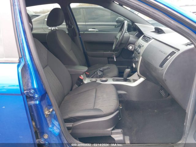 Photo 4 VIN: 1FAHP3FN1BW143340 - FORD FOCUS 