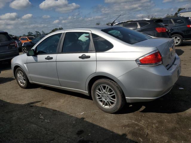 Photo 1 VIN: 1FAHP3FN1BW157142 - FORD FOCUS SE 