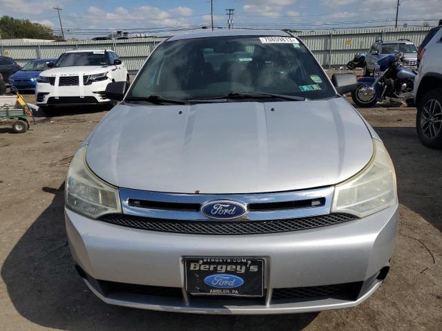 Photo 4 VIN: 1FAHP3FN1BW157142 - FORD FOCUS SE 