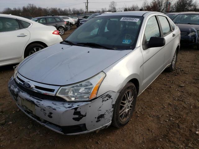 Photo 1 VIN: 1FAHP3FN1BW158047 - FORD FOCUS SE 