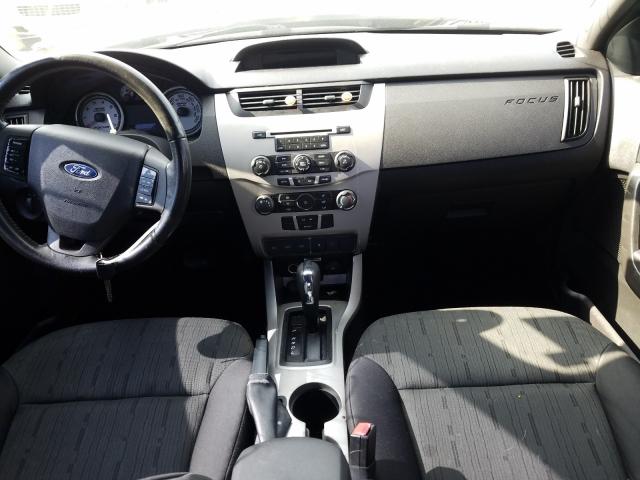 Photo 8 VIN: 1FAHP3FN1BW174667 - FORD FOCUS SE 