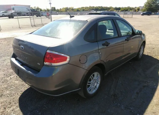 Photo 3 VIN: 1FAHP3FN2AW112127 - FORD FOCUS 