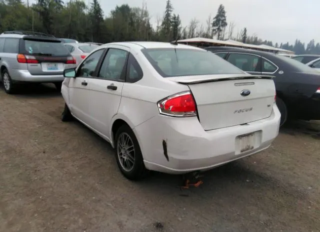 Photo 2 VIN: 1FAHP3FN2AW123760 - FORD FOCUS 