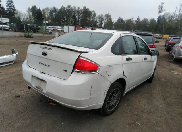 Photo 3 VIN: 1FAHP3FN2AW123760 - FORD FOCUS 