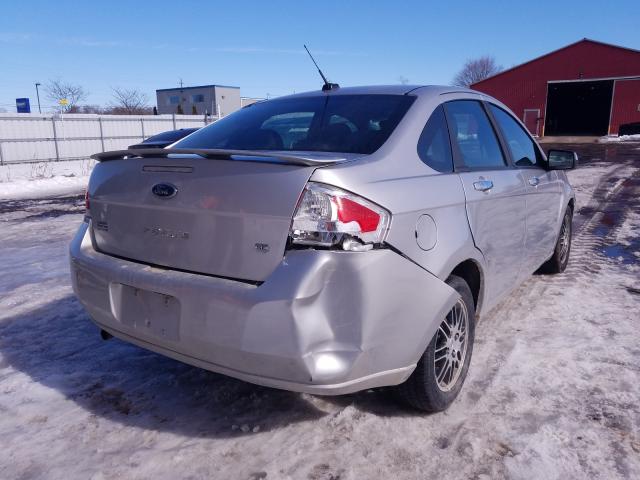 Photo 3 VIN: 1FAHP3FN2AW131843 - FORD FOCUS SE 