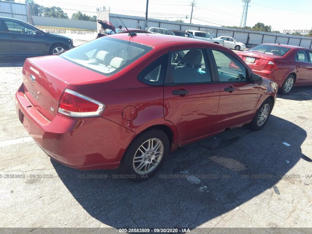 Photo 3 VIN: 1FAHP3FN2AW163871 - FORD FOCUS 