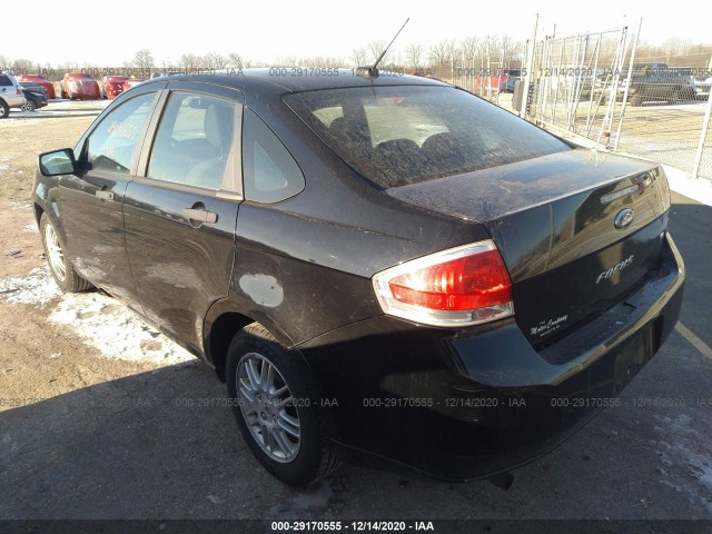 Photo 2 VIN: 1FAHP3FN2AW204001 - FORD FOCUS 