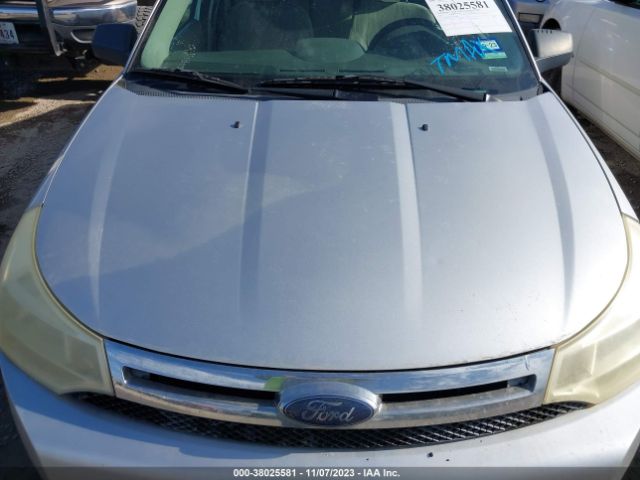 Photo 9 VIN: 1FAHP3FN2AW242960 - FORD FOCUS 