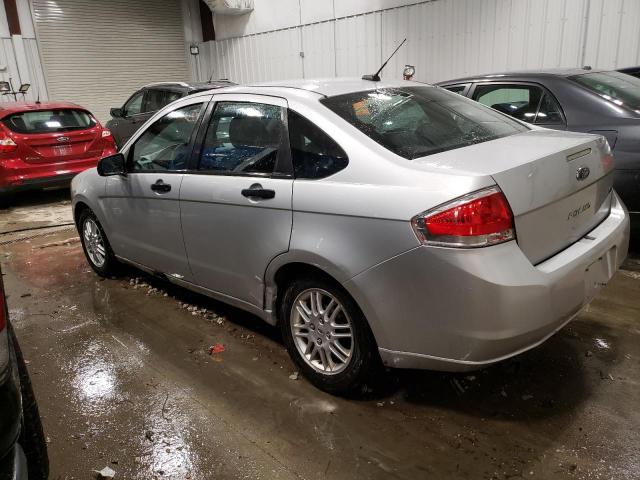 Photo 1 VIN: 1FAHP3FN2AW261427 - FORD FOCUS SE 