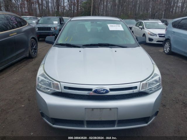 Photo 5 VIN: 1FAHP3FN2AW270001 - FORD FOCUS 