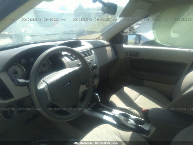 Photo 4 VIN: 1FAHP3FN2BW102859 - FORD FOCUS 