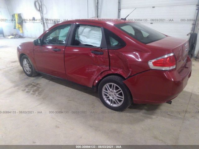 Photo 2 VIN: 1FAHP3FN2BW121332 - FORD FOCUS 