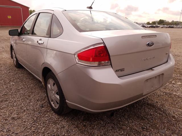 Photo 2 VIN: 1FAHP3FN2BW123288 - FORD FOCUS SE 