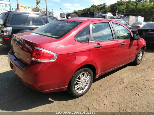 Photo 3 VIN: 1FAHP3FN2BW131889 - FORD FOCUS 