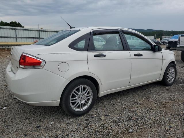 Photo 2 VIN: 1FAHP3FN2BW136767 - FORD FOCUS SE 