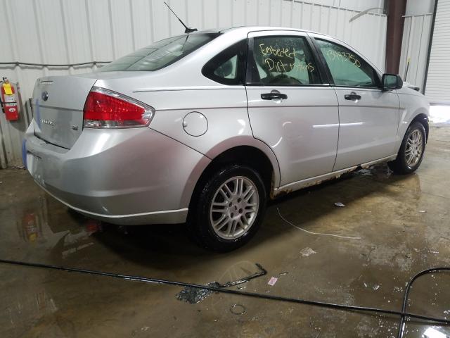 Photo 3 VIN: 1FAHP3FN2BW140835 - FORD FOCUS SE 