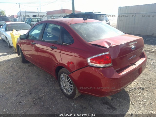 Photo 2 VIN: 1FAHP3FN2BW141869 - FORD FOCUS 