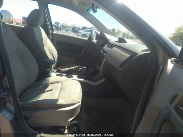 Photo 4 VIN: 1FAHP3FN2BW143198 - FORD FOCUS 