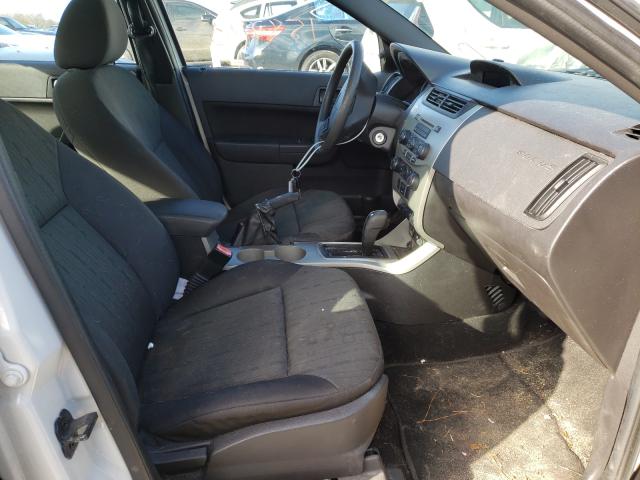 Photo 4 VIN: 1FAHP3FN2BW182552 - FORD FOCUS SE 