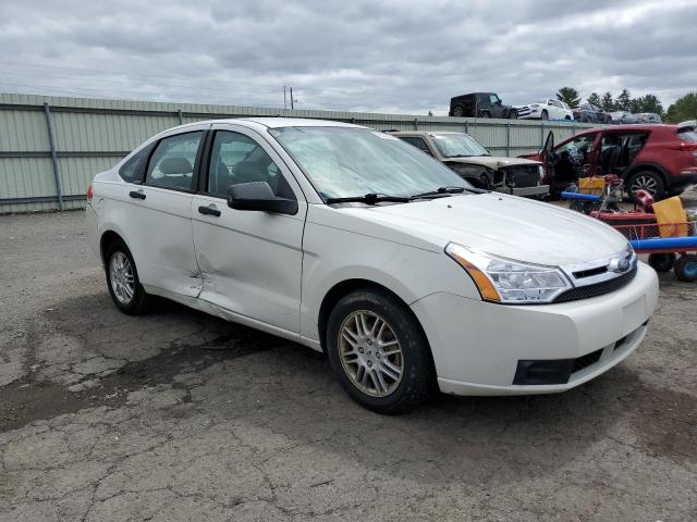 Photo 3 VIN: 1FAHP3FN3AW140048 - FORD FOCUS SE 