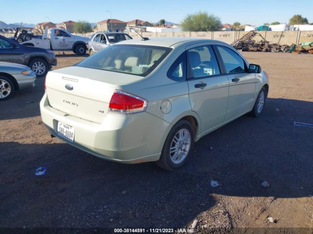 Photo 3 VIN: 1FAHP3FN3AW182350 - FORD FOCUS 