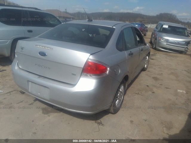 Photo 3 VIN: 1FAHP3FN3AW204959 - FORD FOCUS 