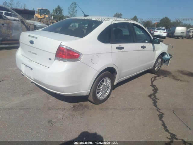 Photo 3 VIN: 1FAHP3FN3AW205724 - FORD FOCUS 