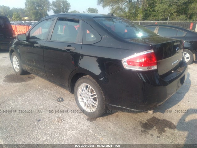 Photo 2 VIN: 1FAHP3FN3AW218120 - FORD FOCUS 