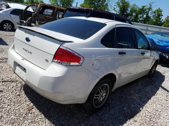 Photo 3 VIN: 1FAHP3FN3AW219042 - FORD FOCUS SE 