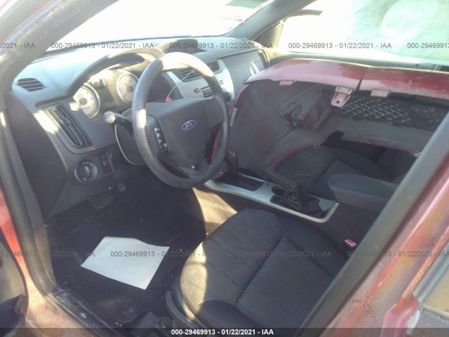 Photo 4 VIN: 1FAHP3FN3AW242756 - FORD FOCUS 