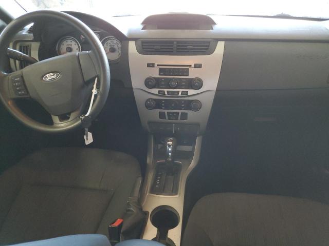 Photo 8 VIN: 1FAHP3FN3AW268595 - FORD FOCUS SE 