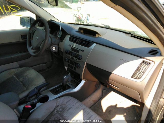 Photo 4 VIN: 1FAHP3FN3AW285770 - FORD FOCUS 