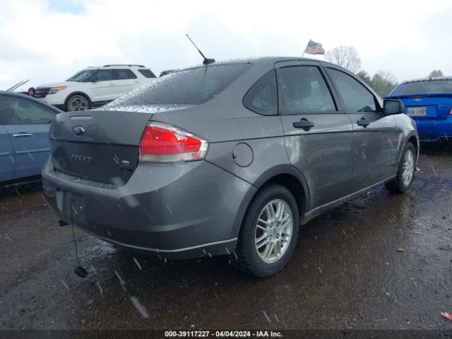 Photo 3 VIN: 1FAHP3FN3AW288555 - FORD FOCUS 