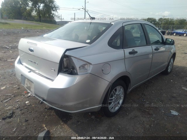 Photo 3 VIN: 1FAHP3FN3BW105527 - FORD FOCUS 