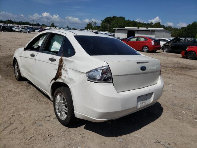 Photo 2 VIN: 1FAHP3FN3BW124806 - FORD FOCUS SE 