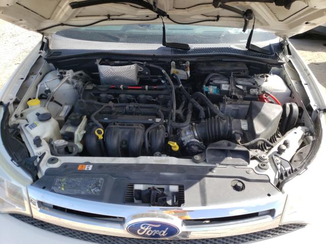 Photo 6 VIN: 1FAHP3FN3BW124806 - FORD FOCUS SE 